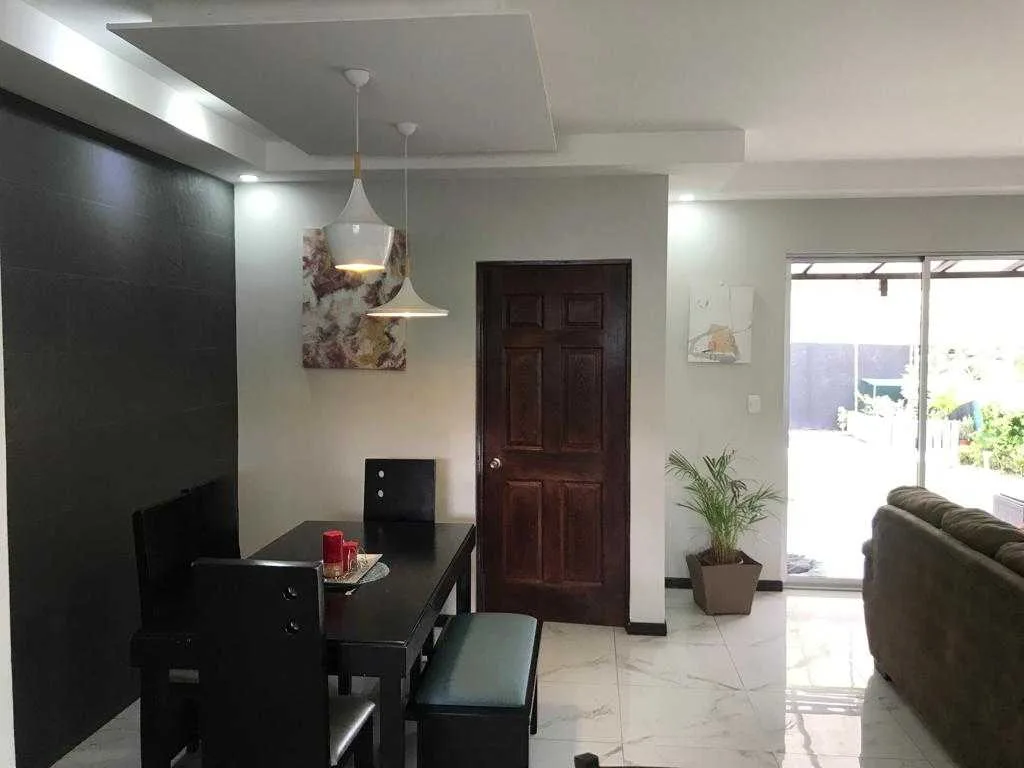 Se Vende Casa en Barreal de Heredia - foto 4