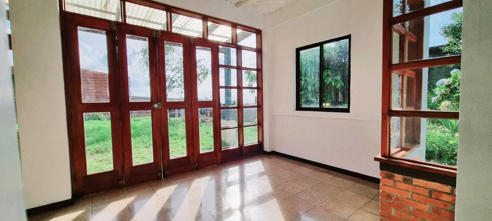 Casa en Venta en El Carmen de Guadalupe, San José. - foto 6