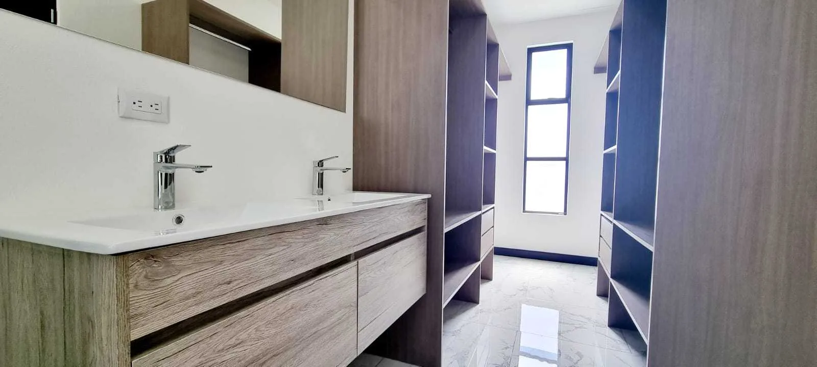 Se Vende Casa en San Francisco, Heredia. - foto 6