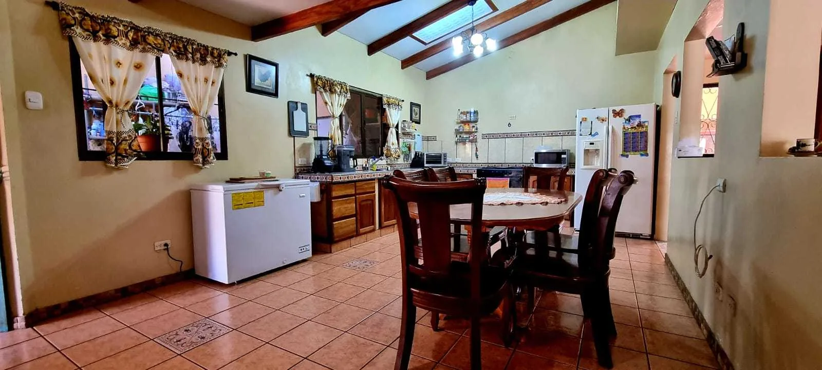 Se Vende Casa + Apartamento, Coronado Centro, San José. - foto 3