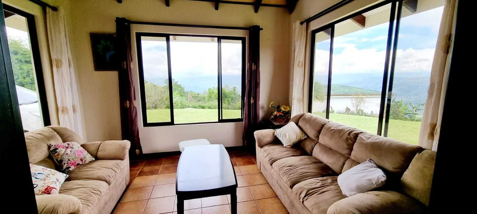 Se Vende Casa en Turrialba, San Rafael de Santa Cruz, Cartago. - foto 2