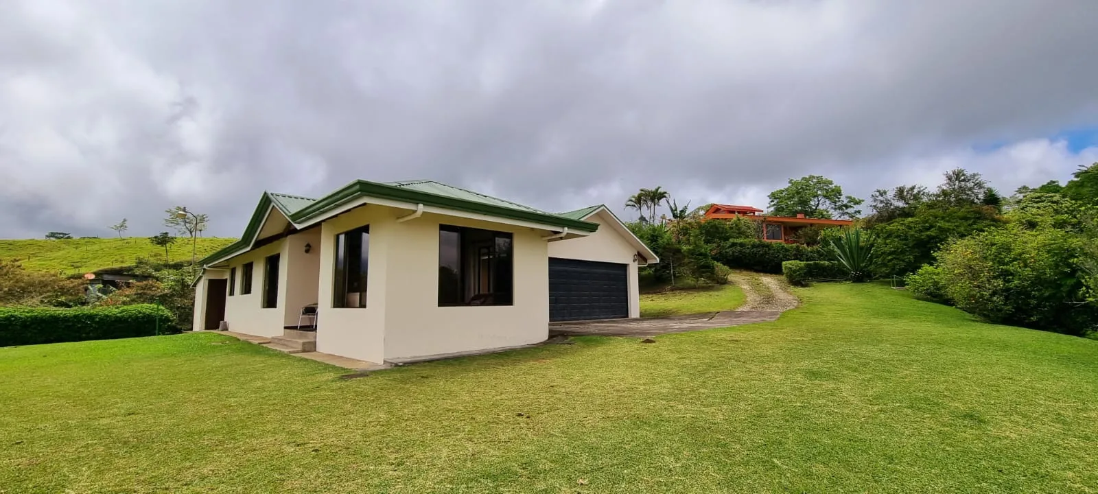 Se Vende Casa en Turrialba, San Rafael de Santa Cruz, Cartago.