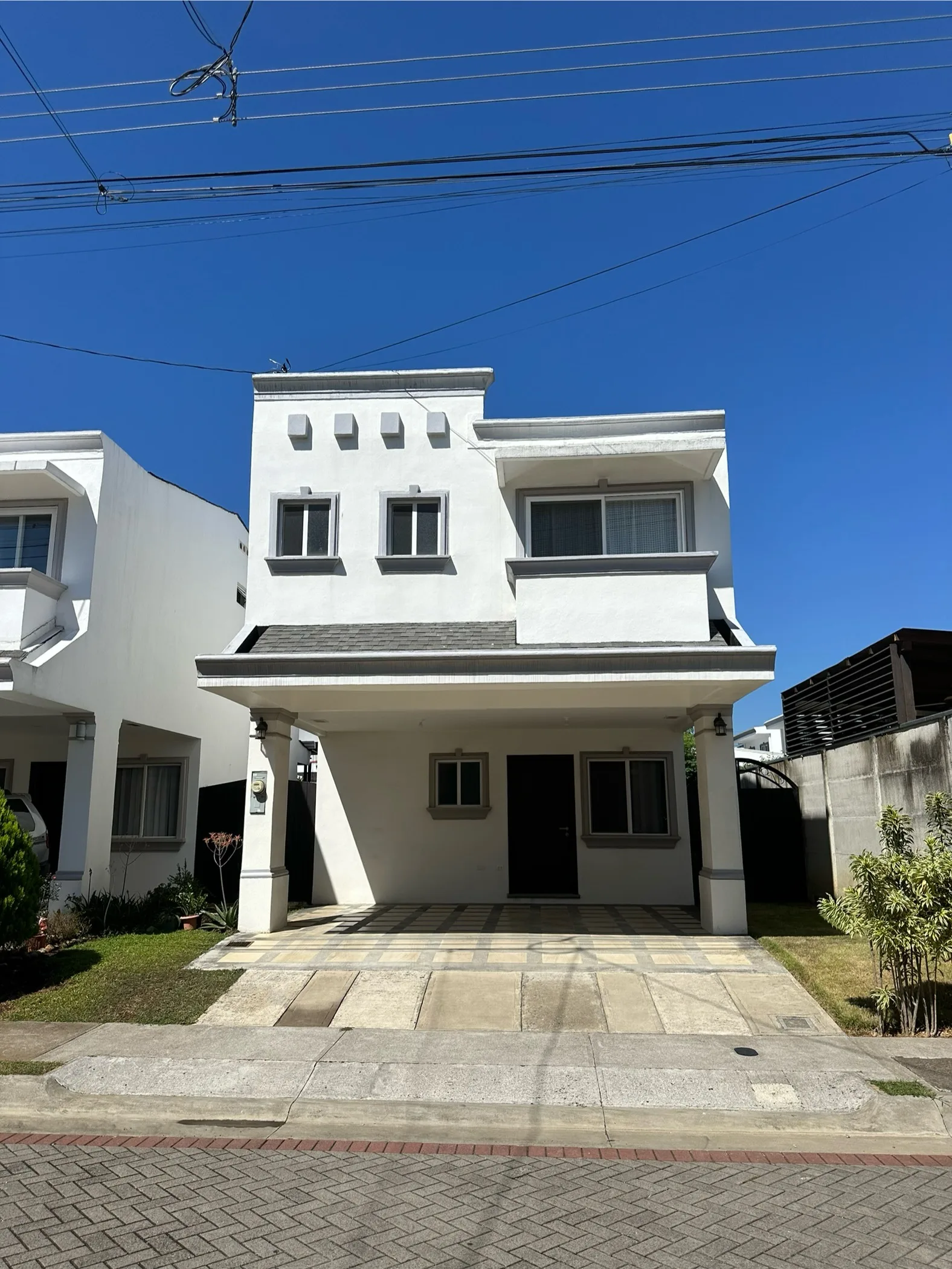 Se alquila casa en Condominio Natura Viva