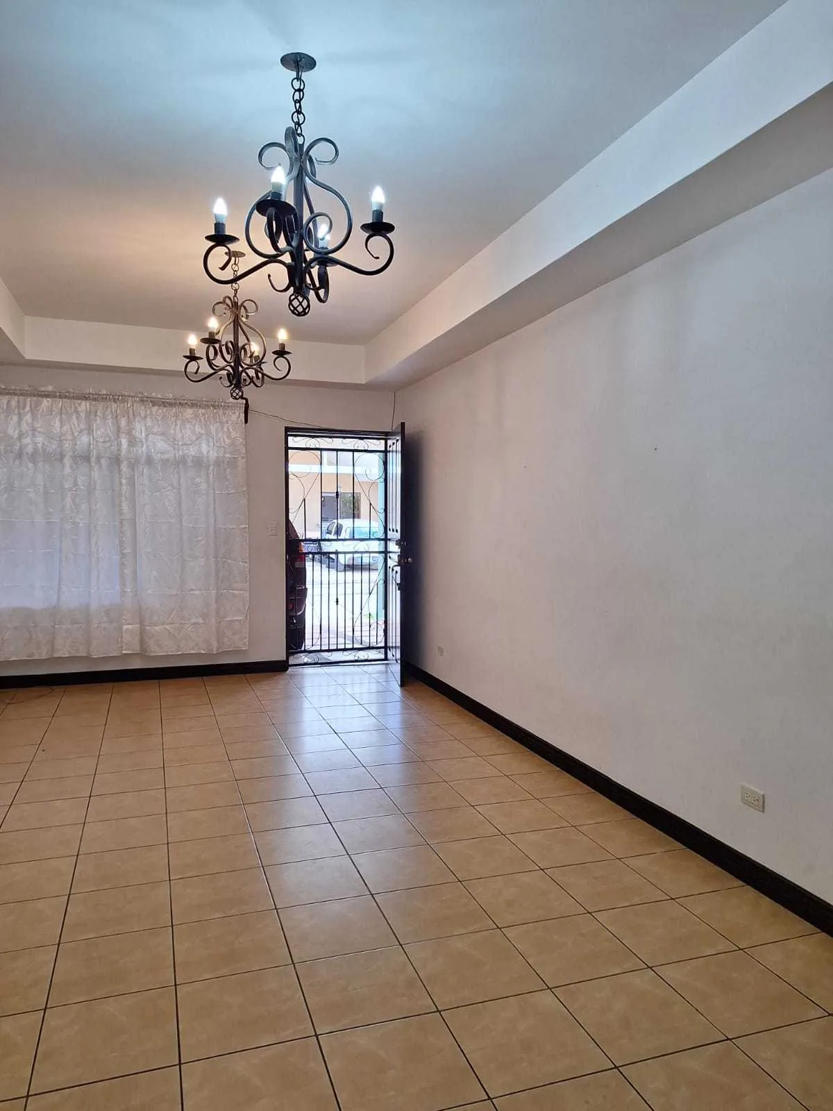 HERMOSA CASA EN CONDOMINIO CONCEPCION DE TRES RIOS - foto 2