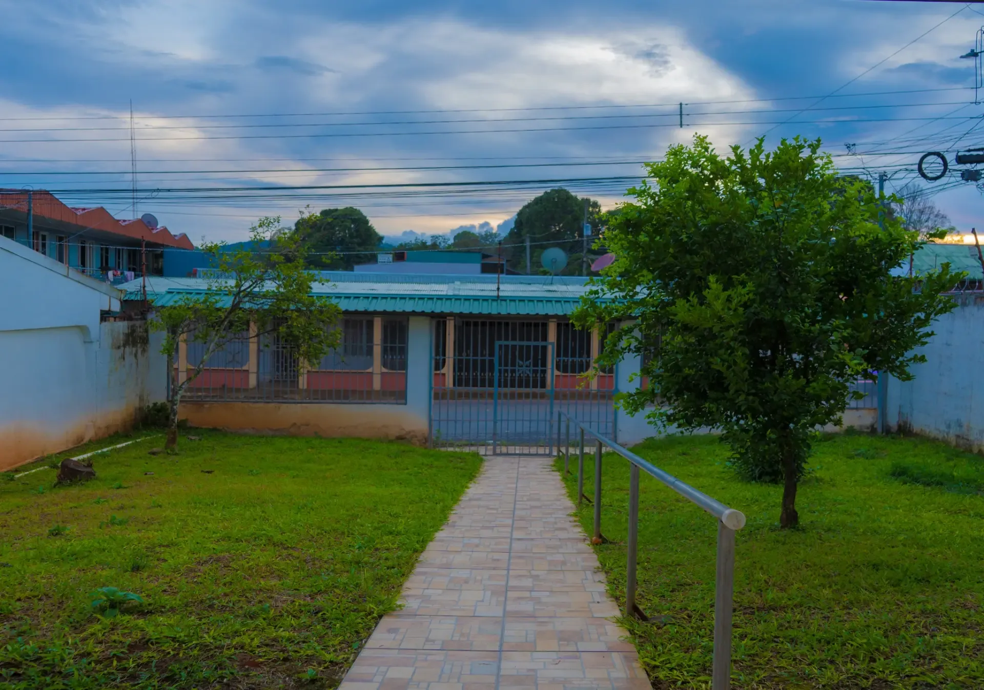 Amplia y cómoda casa en excelente ubicación, Perez Zeledon - foto 2