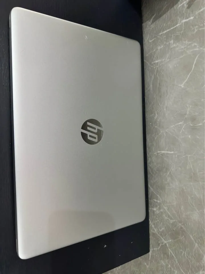 Laptop HP Touch i5 11 Generacion - foto 3