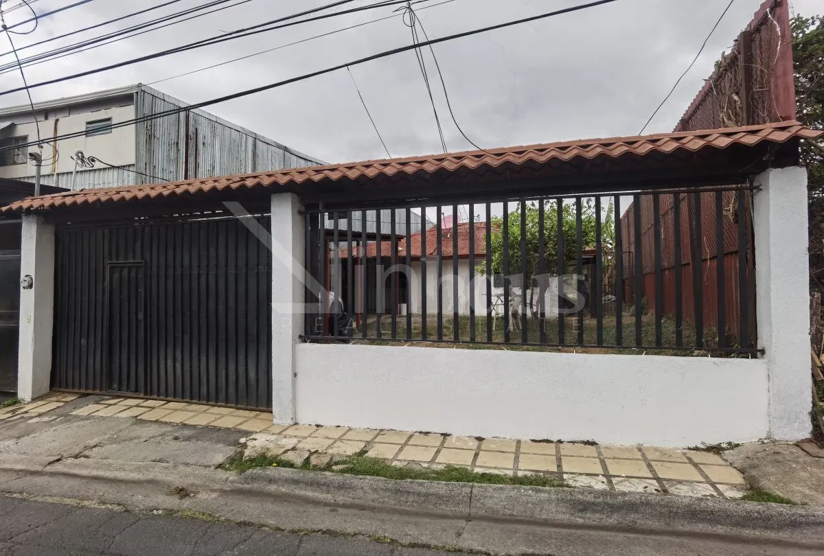 Venta de casa de una planta uso mixto - La Unión - foto 6