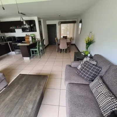 Venta de Casa en Condominio Altavista - foto 2