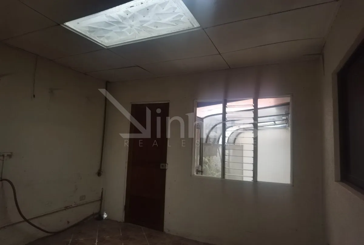 Venta de casa para remodelar - La Colina, Curridabat - foto 4