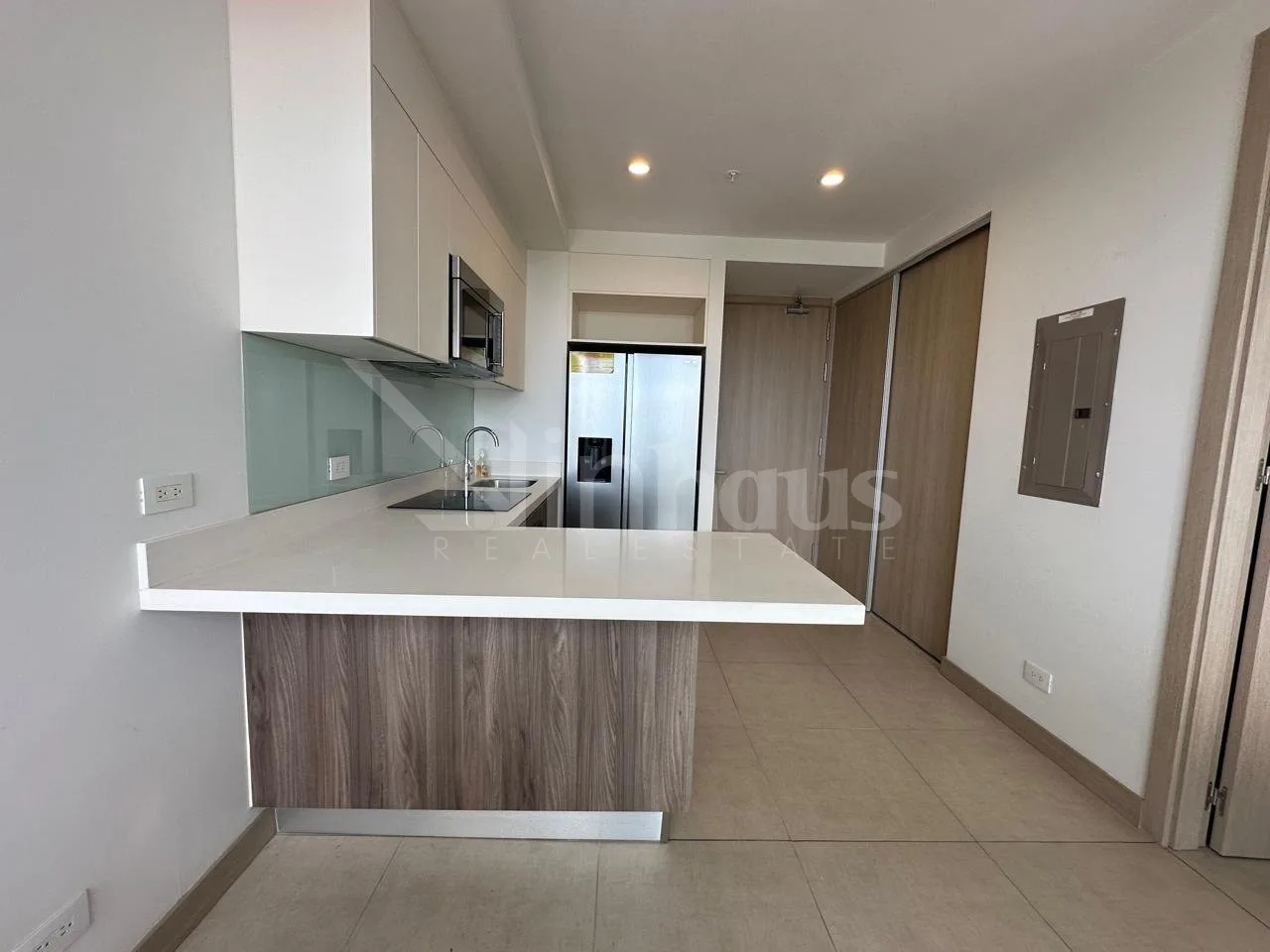Venta de apartamento de una habitación en Torre Las Loras, Curridabat. - foto 4