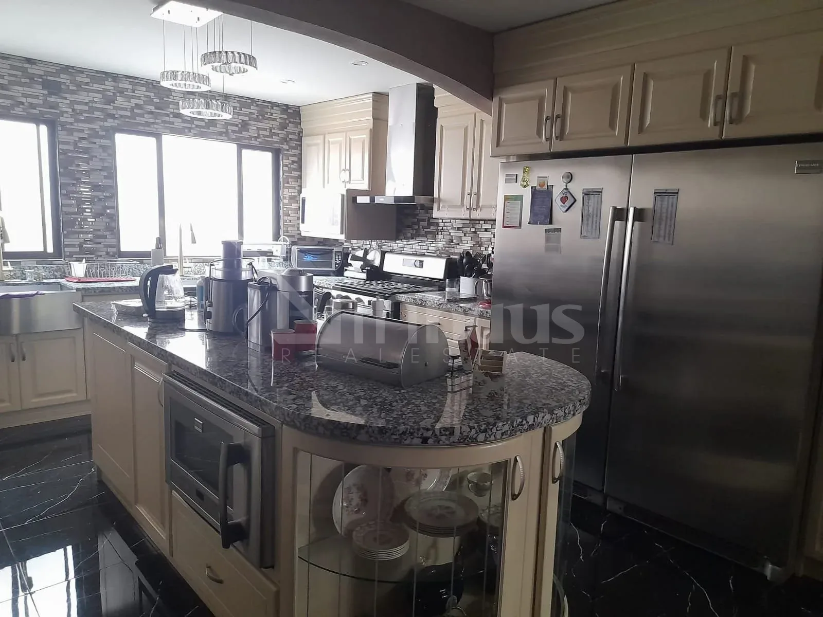 Venta de Condominio con 3 Casas en Lomas de Ayarco - foto 5